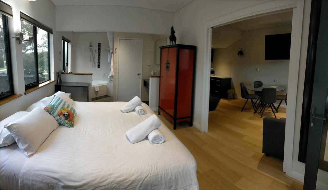 Dunsborough Apartments & Suites מראה חיצוני תמונה